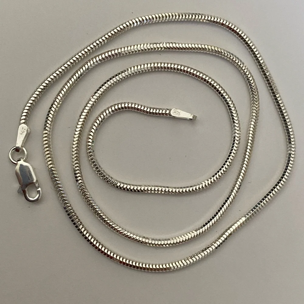 Unisex 19.5” 925 silver 2mm snake chain necklace 19.5 inches